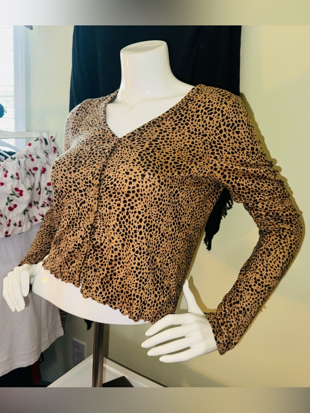 👑 Size S American Eagle Outfitters Leopard Print Button-Front Top - Tan & Black